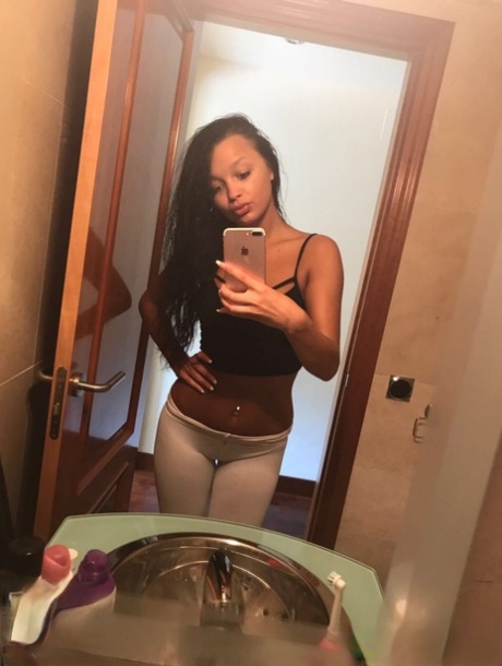 Balaban Genç ve Dinamik Üniversiteli Escort Bayan Nihan